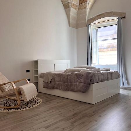 Holiday House Signuria Lecce Esterno foto