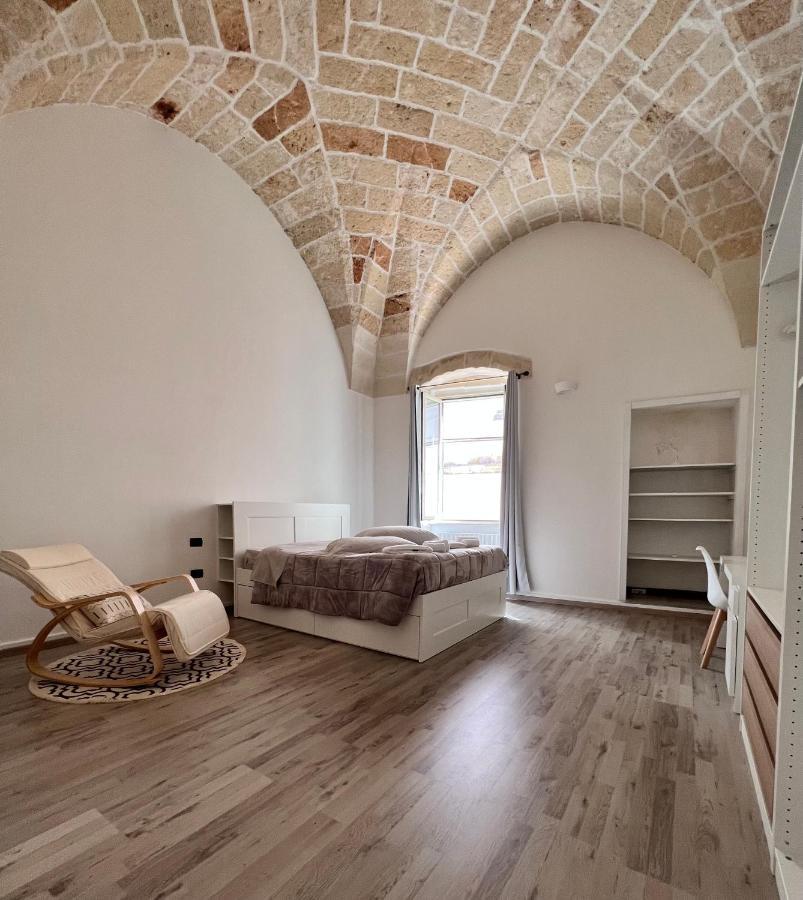 Holiday House Signuria Lecce Esterno foto