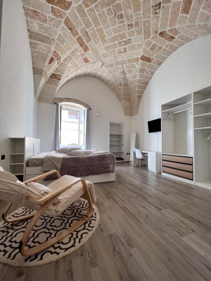 Holiday House Signuria Lecce Esterno foto